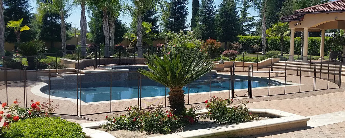 Tulare Child Safe Swimming Pool Fencing