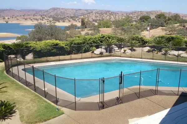 Mesh Pool Fences for Homes with Pets Chowchilla, CA